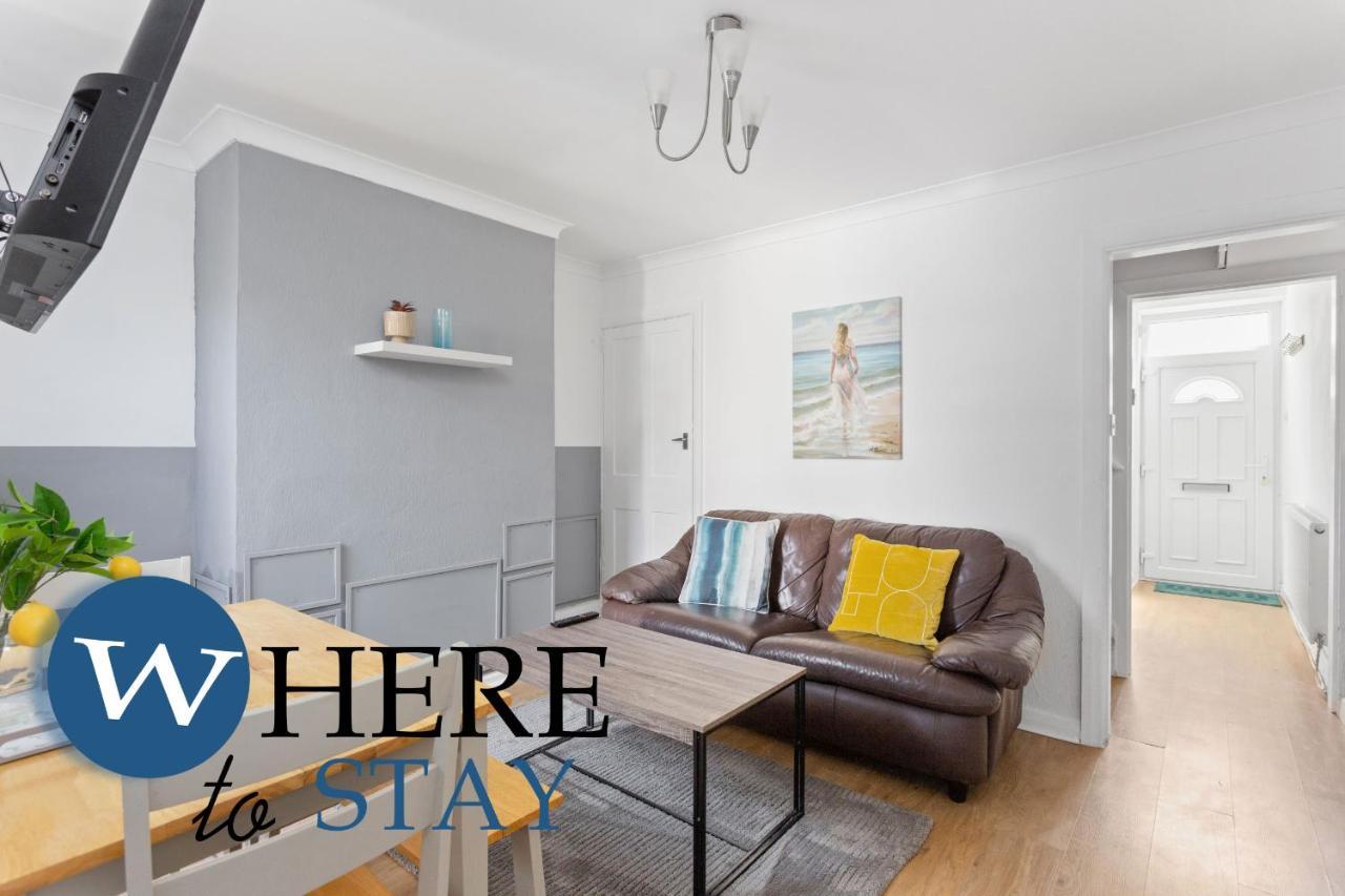 Entire Modern House City Center Barrow-in-Furness Εξωτερικό φωτογραφία